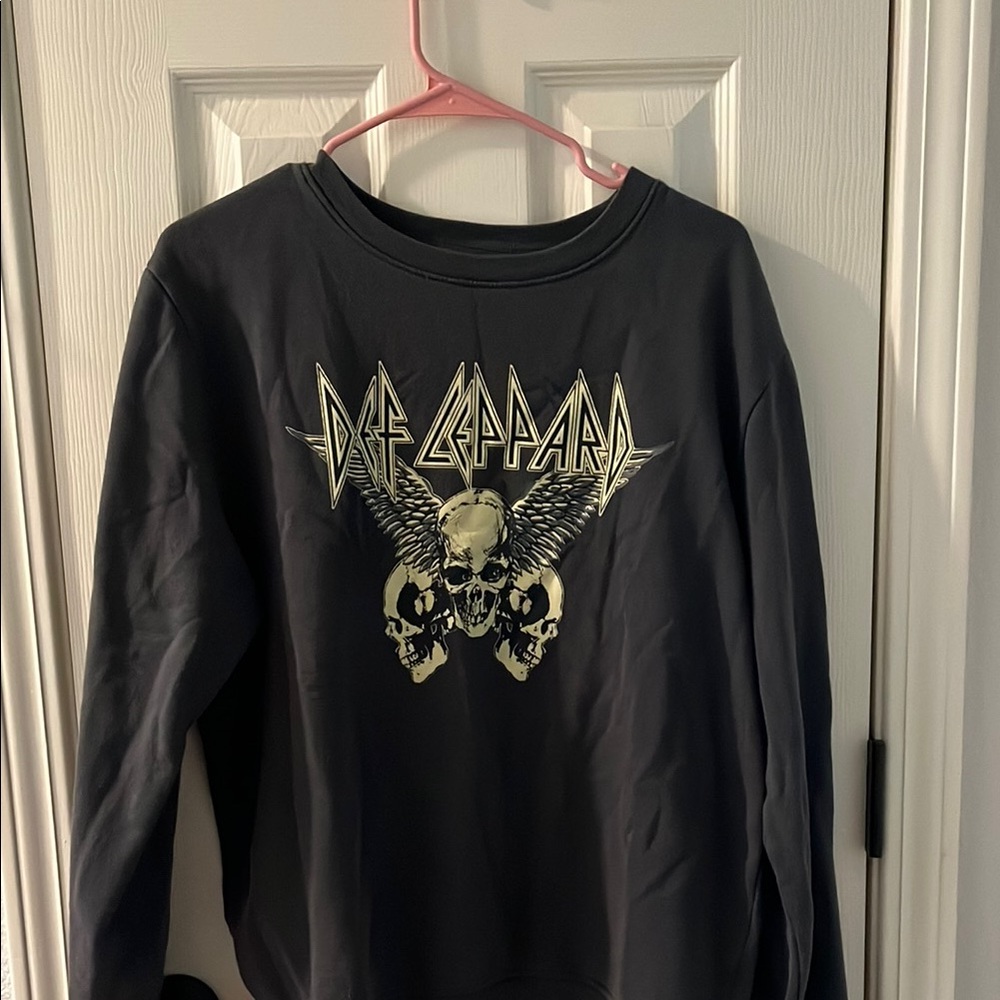 Def Leppard Band Sweatshirt